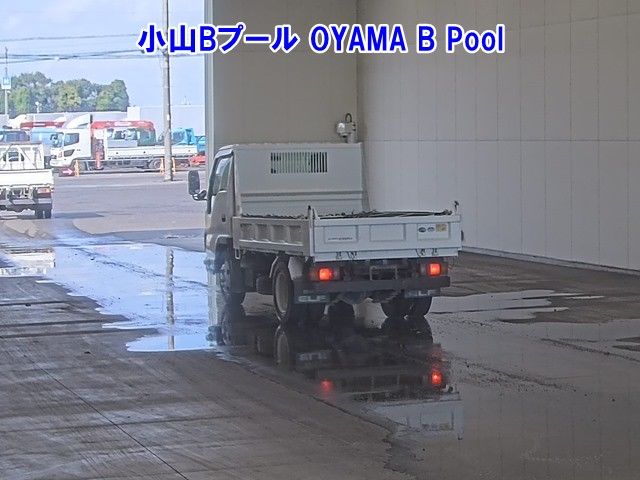 2011 Isuzu Elf ダンプ auction photo 2