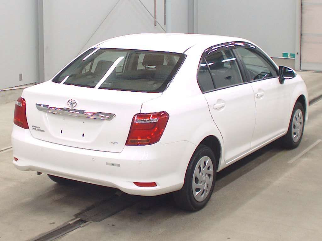 2021 Toyota Corolla Axio EX 4WD auction photo 2