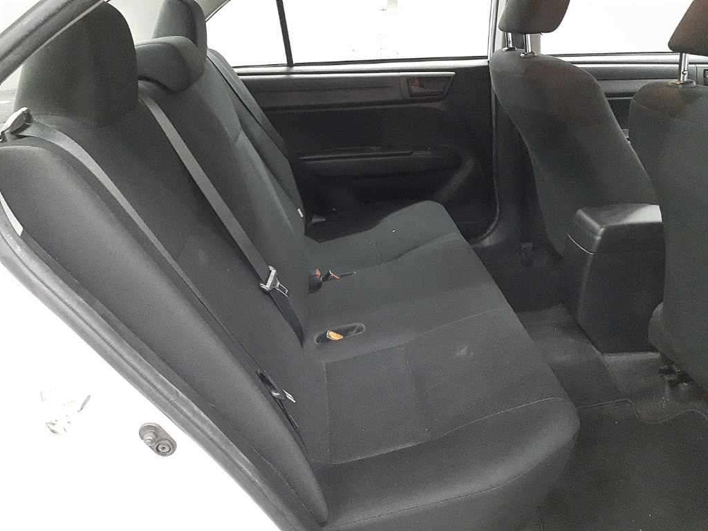 2021 Toyota Corolla Axio EX 4WD auction photo 10