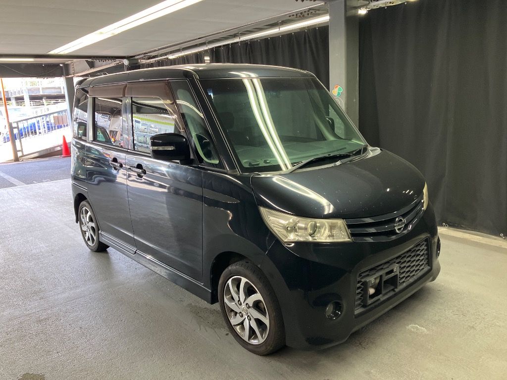 Japan Auction Vehicles 7 2010 Nissan Roox auction photo