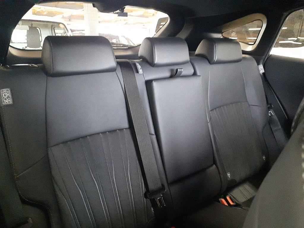 2023 Toyota Harrier G auction photo 11
