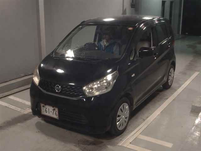 2013 Nissan Dayz J auction photo 4