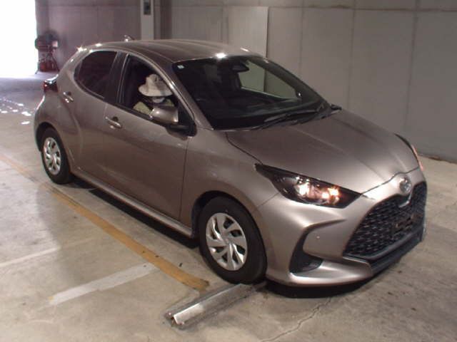 2024 Toyota Yaris X Japan auction vehicle
