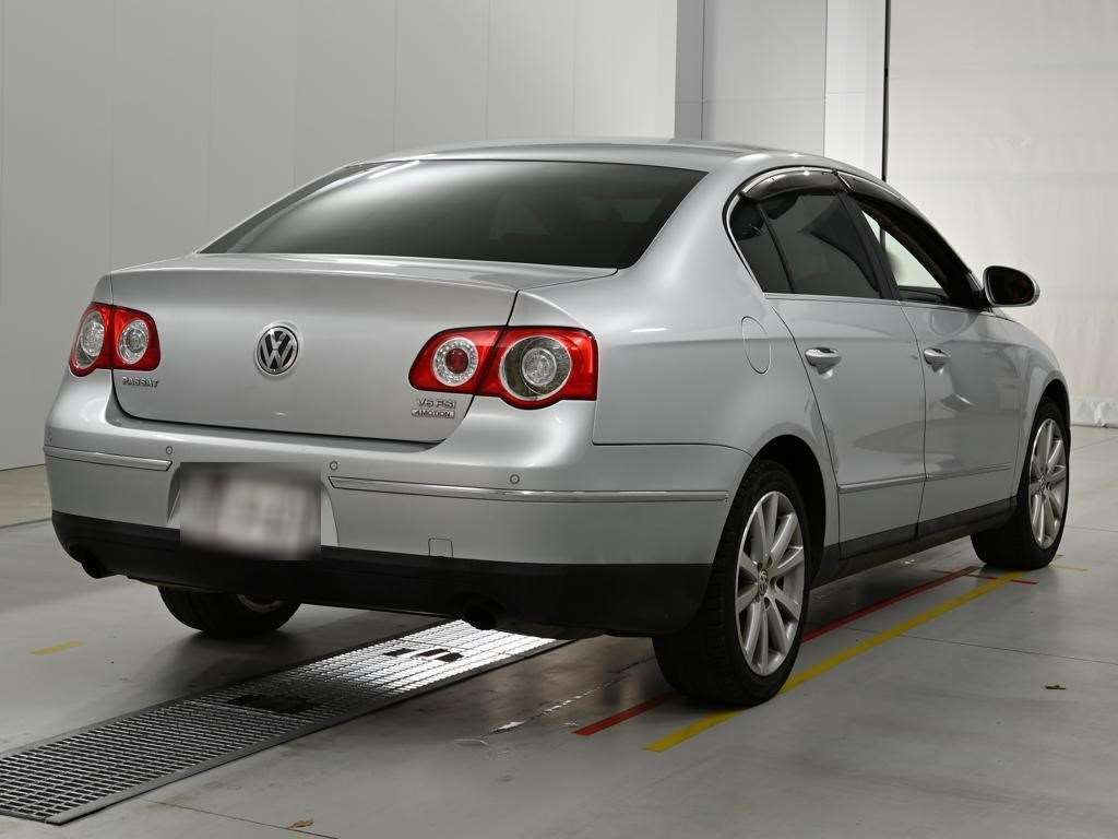 2006 Volkswagen VW パサート V6 4Motion 4WD auction photo 2