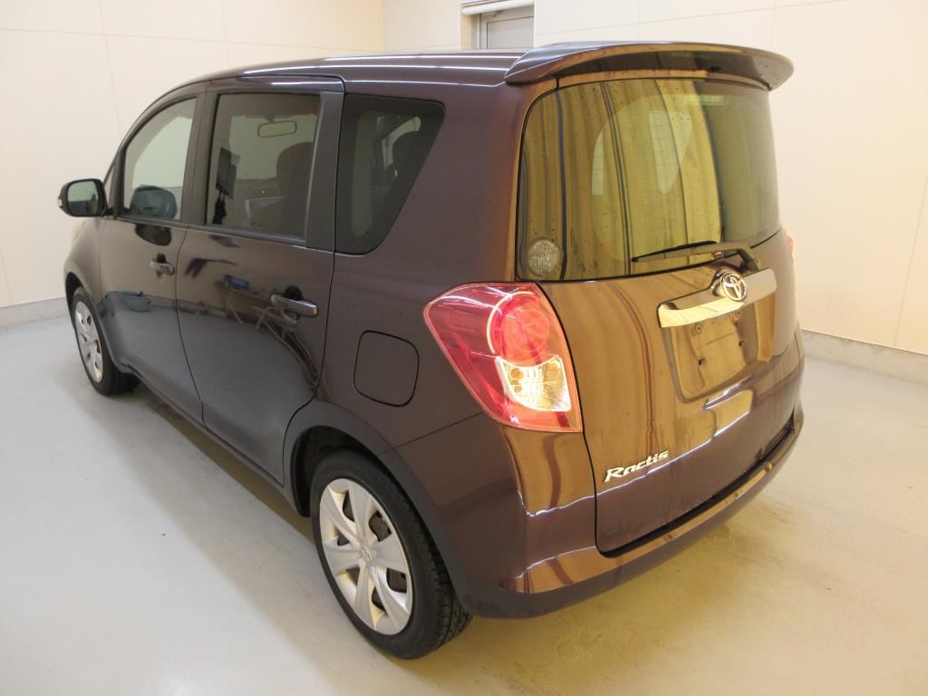 2010 Toyota Ractis G HID Selection auction photo 5
