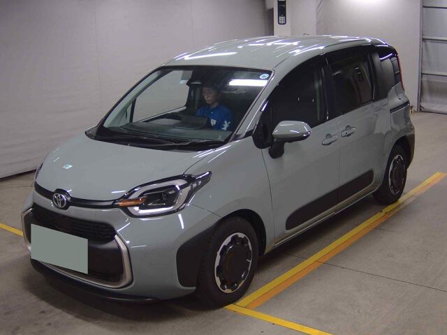 2025 Toyota Sienta Z auction photo 4