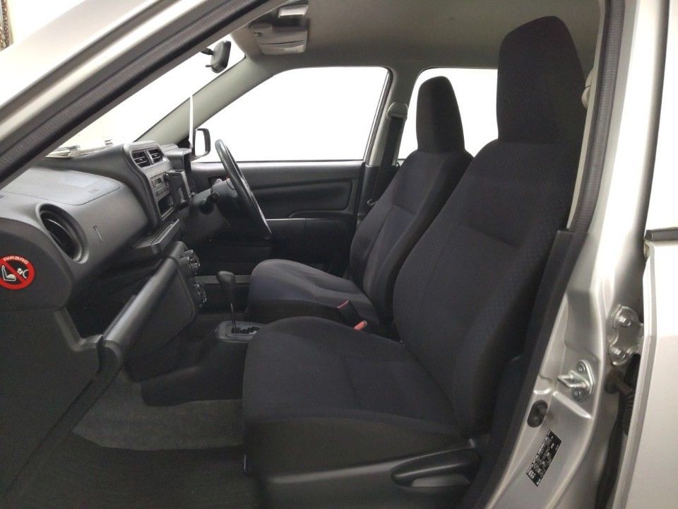 2016 Toyota Succeed auction photo 16