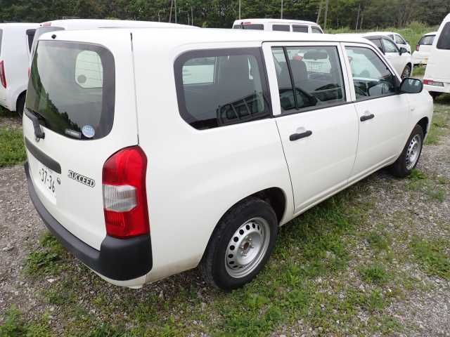 2020 Toyota Succeed UL 4WD auction photo 2