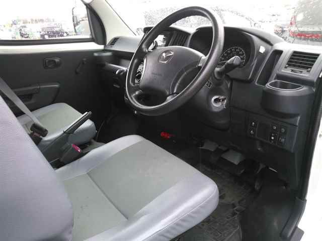 2022 Mazda ボンゴ バン 4WD auction photo 3