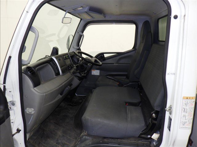 2021 Mitsubishi Fuso Canter dump auction photo 8