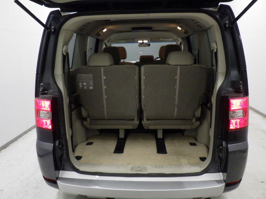 2013 Mitsubishi Delica D:5 Gパワーパッケージ 8人 auction photo 8