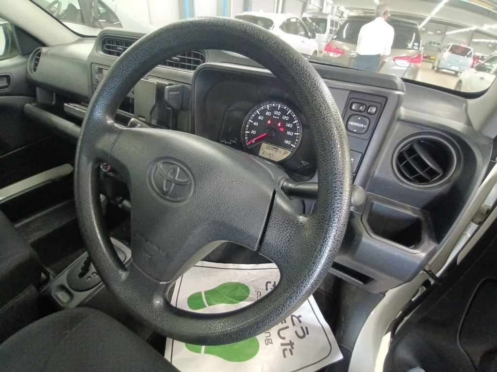 2021 Toyota Probox DX Comfort auction photo 9
