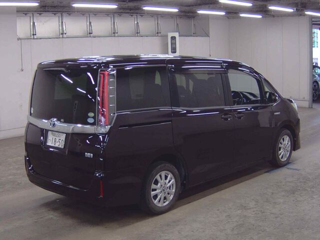 2017 Toyota Noah HV G auction photo 5