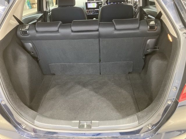 2017 Honda Fit 13G Lホンダセンシング auction photo 12
