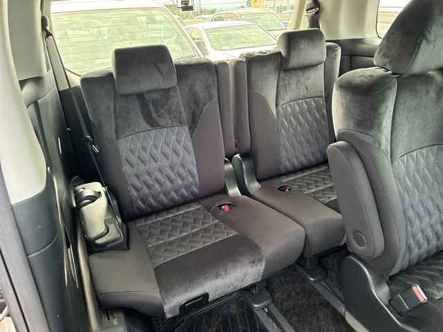 2022 Toyota Alphard 2.5S auction photo 9