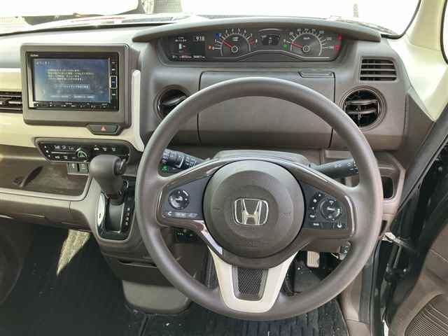 2022 Honda N_BOX L auction photo 3