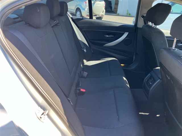 2013 BMW BMW3シリーズ 320d auction photo 7