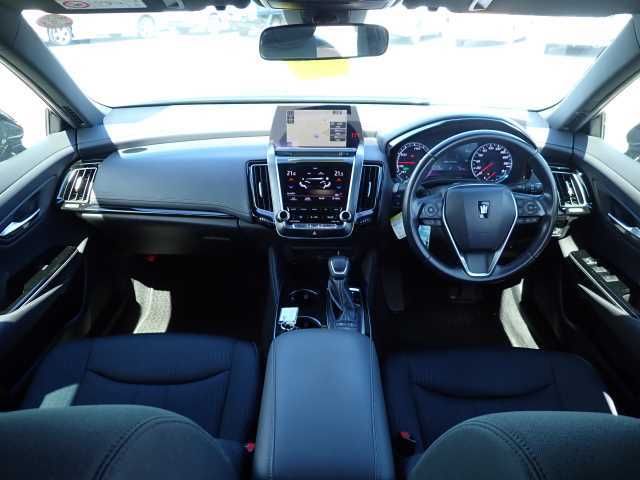2020 Toyota Crown HYBRID S auction photo 3