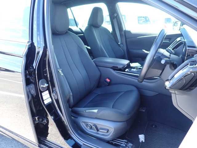 2020 Toyota Crown HYBRID S auction photo 5