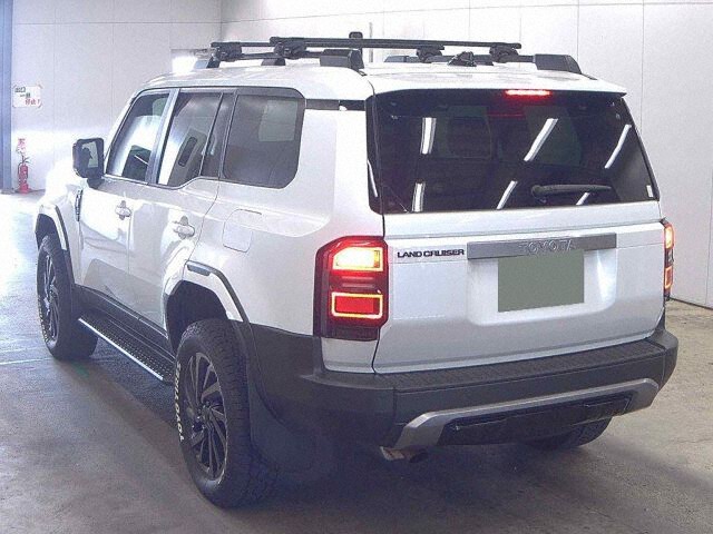 2024 Toyota Land Cruiser 250 VX 4WD auction photo 2