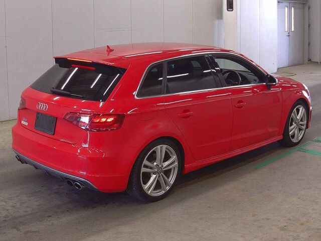2015 Audi S3 スポーツバック 4WD auction photo 5