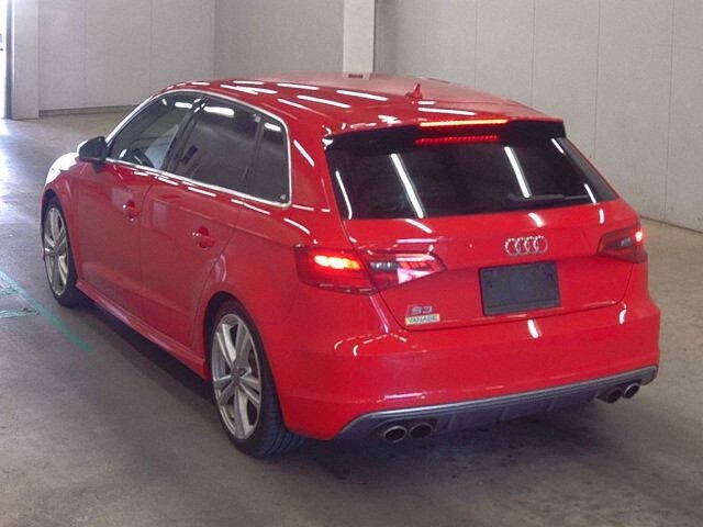 2015 Audi S3 スポーツバック 4WD auction photo 2