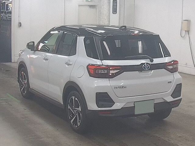2026 Toyota Raize Hybrid Z auction photo 2