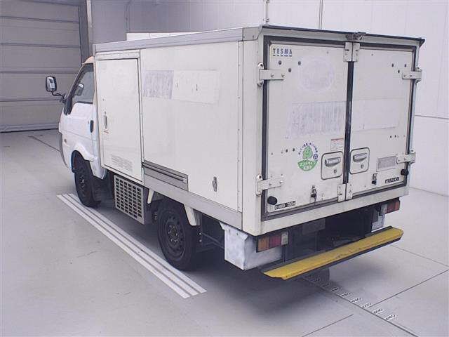 2018 Mazda ボンゴ DENSOセイ レイトウレイゾウシャ auction photo 2