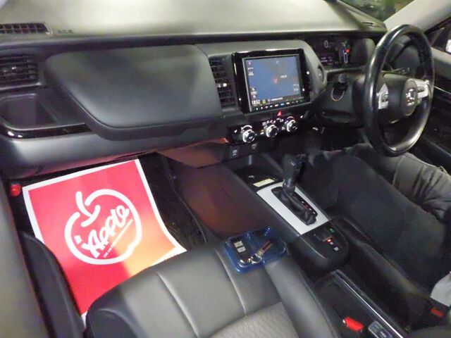 2022 Honda Fit EHEVリュクス auction photo 3