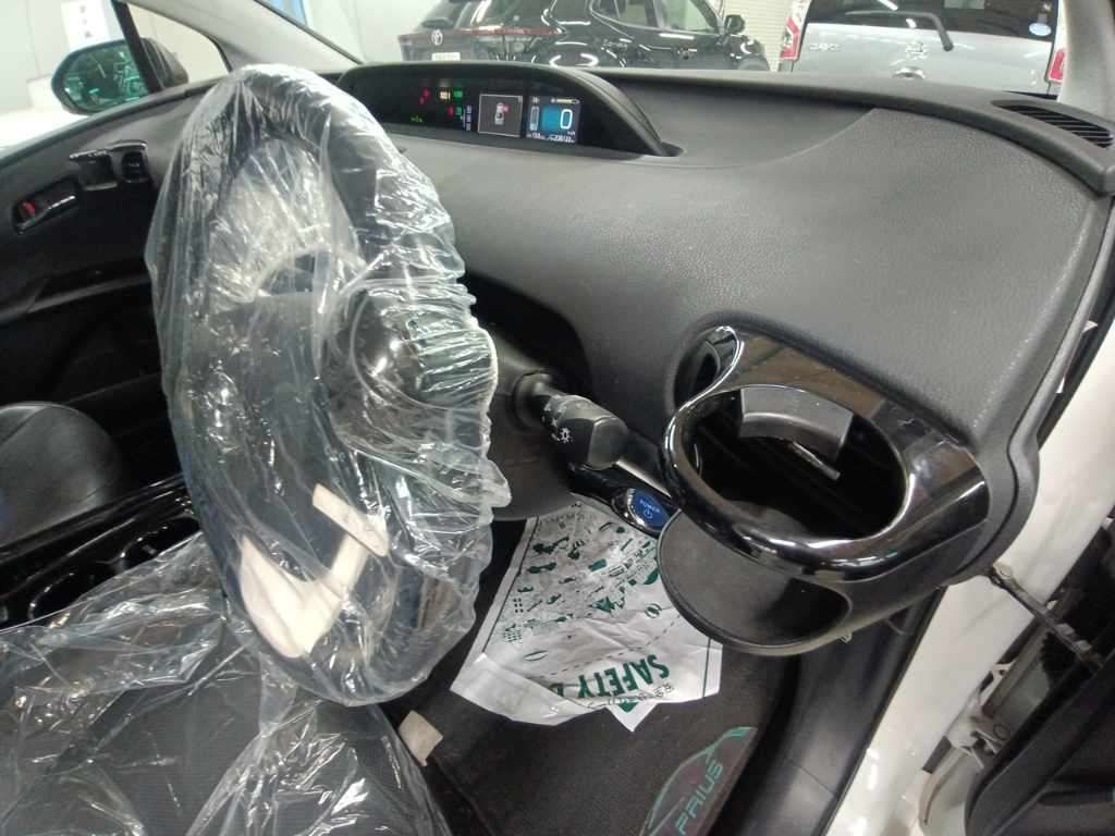 2016 Toyota Prius A Premium Touring Selection auction photo 9