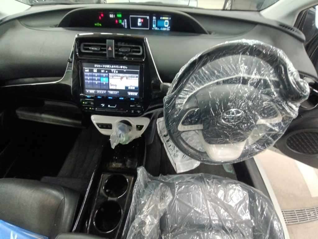 2016 Toyota Prius A Premium Touring Selection auction photo 11