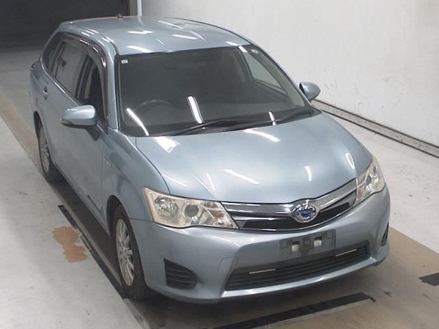 2013 Toyota Corolla Fielder ハイブリッド Japan auction vehicle