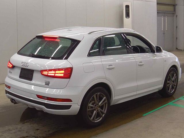 2017 Audi Q3 2.0TFSIQ180Sラ 4WD auction photo 5