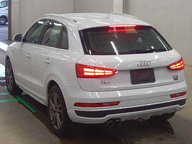 2017 Audi Q3 2.0TFSIQ180Sラ 4WD auction photo 2