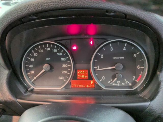 2009 BMW 1 Series 116I auction photo 6