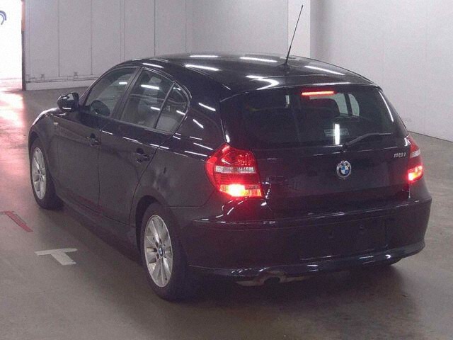 2009 BMW 1 Series 116I auction photo 2
