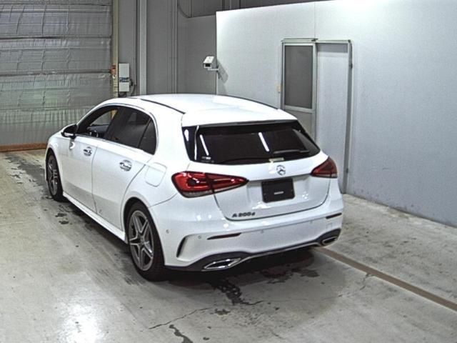 2020 Mercedes-Benz A-Class A200d AMGライン auction photo 2