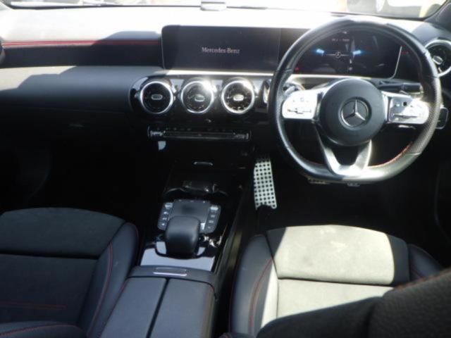 2020 Mercedes-Benz A-Class A200d AMGライン auction photo 3