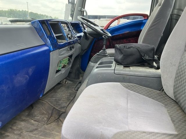 2008 Isuzu Forward ヒラ.クレーン auction photo 5