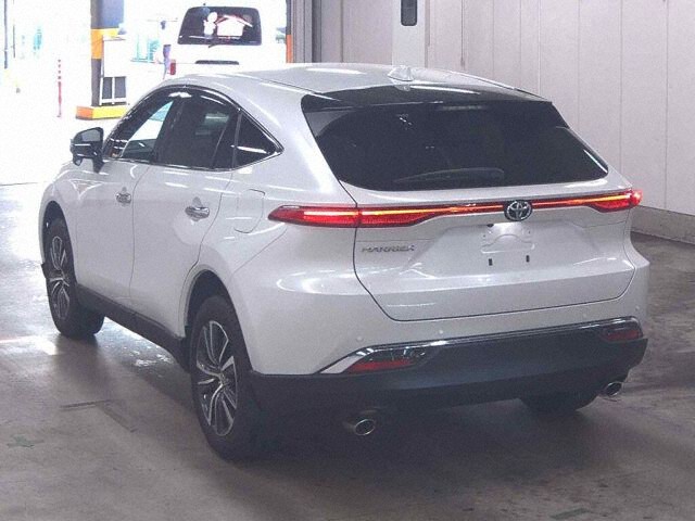2023 Toyota Harrier G 4WD auction photo 2