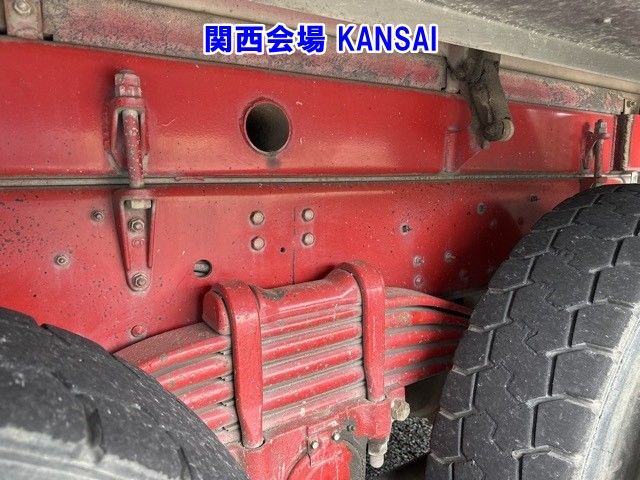 2013 Isuzu Giga dump auction photo 11