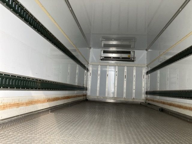 2022 Mitsubishi Fuso Fighter Refrigerated PG Wide auction photo 19