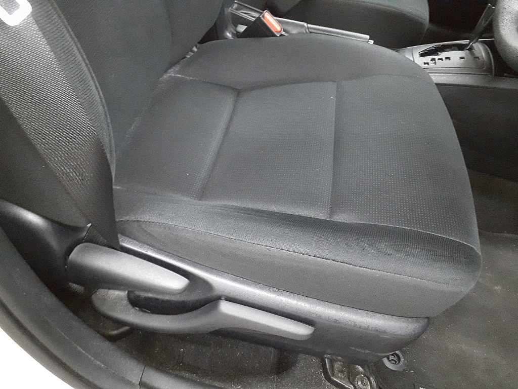 2021 Toyota Corolla Axio EX 4WD auction photo 8