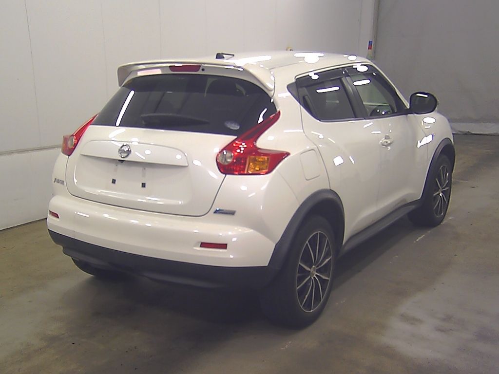 2013 Nissan Juke 15RXタイプV auction photo 2