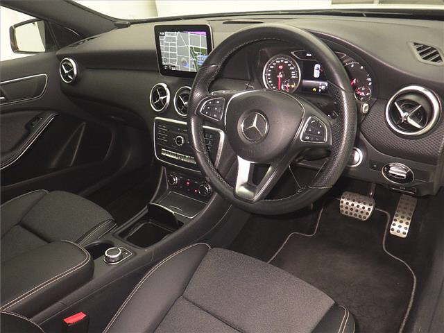 2017 Mercedes-Benz A180 auction photo 3