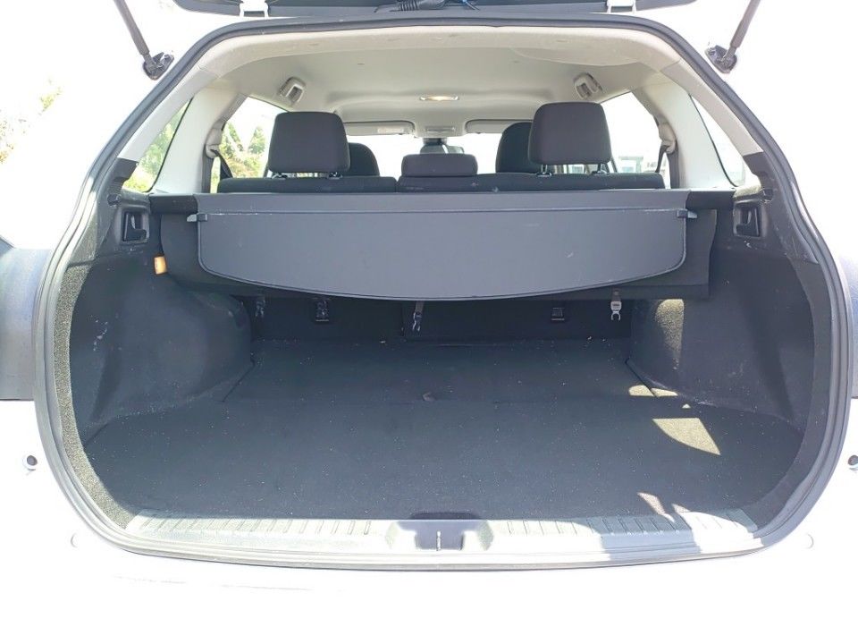 2020 Toyota Corolla Fielder auction photo 8
