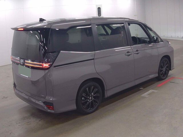 2026 Toyota Voxy ハイブリッドS-Z auction photo 5