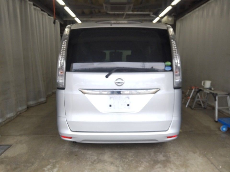 2014 Nissan Serena auction photo 5
