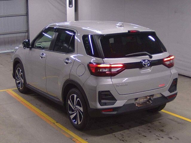 2025 Toyota Raize Z auction photo 2