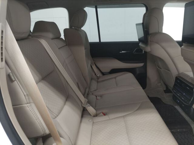 2023 Toyota Land Cruiser ZX 4WD auction photo 6